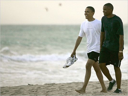  photo Obama-with-Reggie-Love.jpg