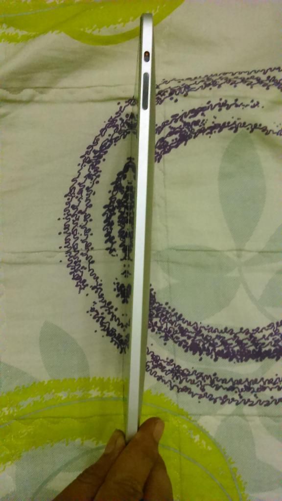 iPad 1 wifi 2TR7 97% - 1