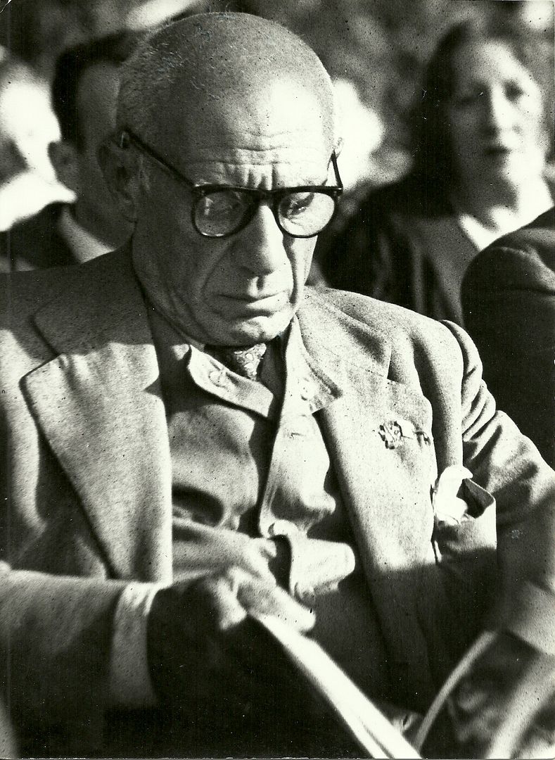Pablo Picasso rare vintage silver print photo by Julia Pirotte, Pirotte, Julia Pablo Picasso rare vintage silver print photo by Julia Pirotte, Pirotte, Julia