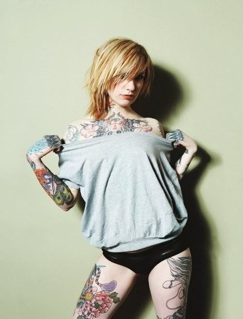 Feminine tattoo–The Fearless Femininity: Tattoos and Tattoo Pictures 55661